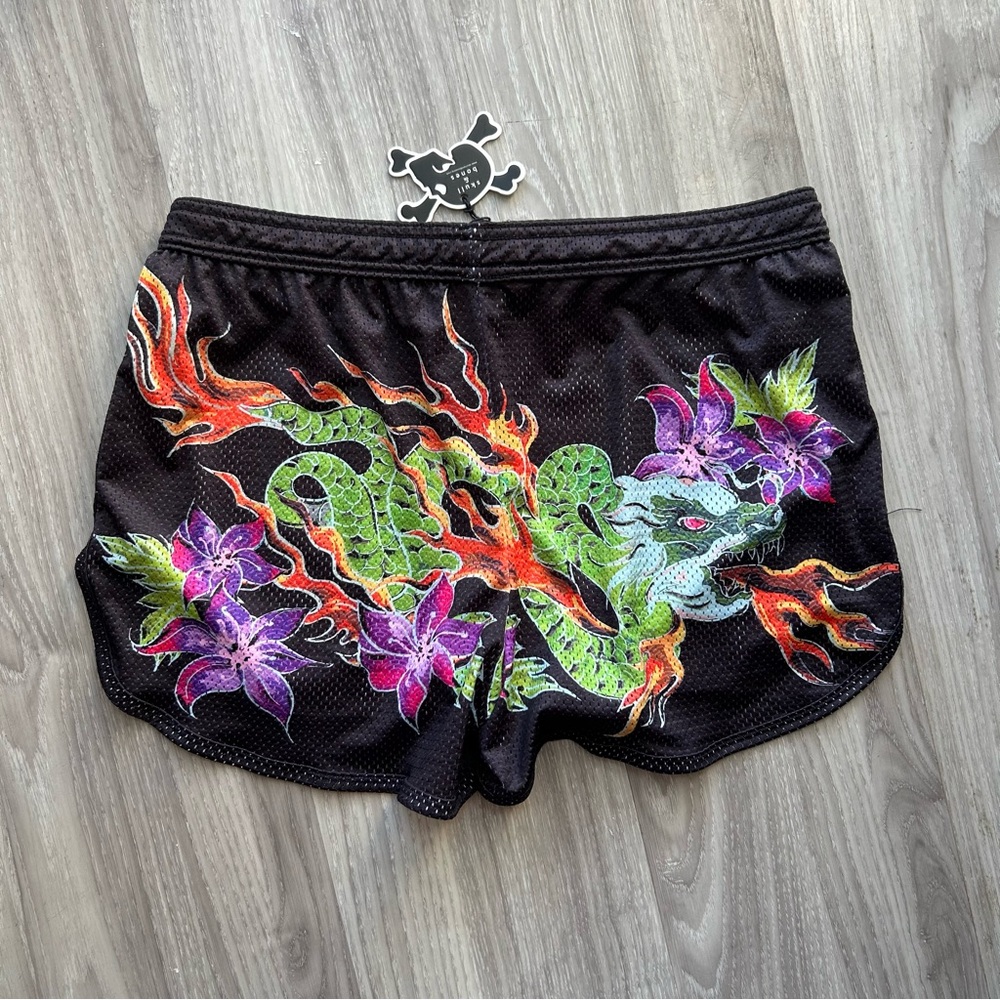 Skull & Bones | Hand Painted Mesh Shorts in Black (Medium) - Picture 4 of 16
